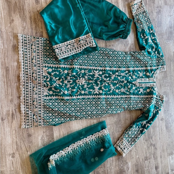 Size small handmade dark teal three piece Punjabi - Picture 2 of 6